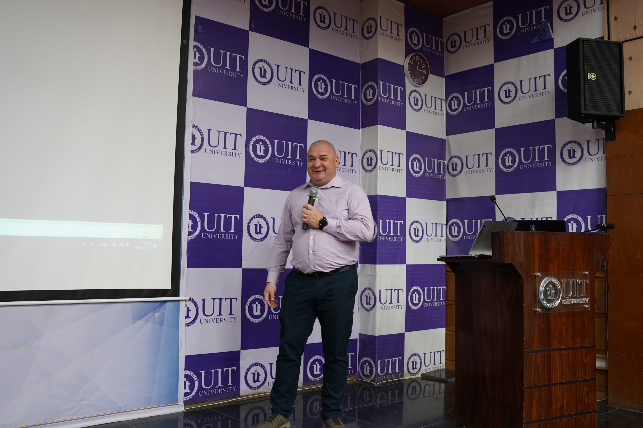 Session with Dr. Lehel Szabolcs Csokmai