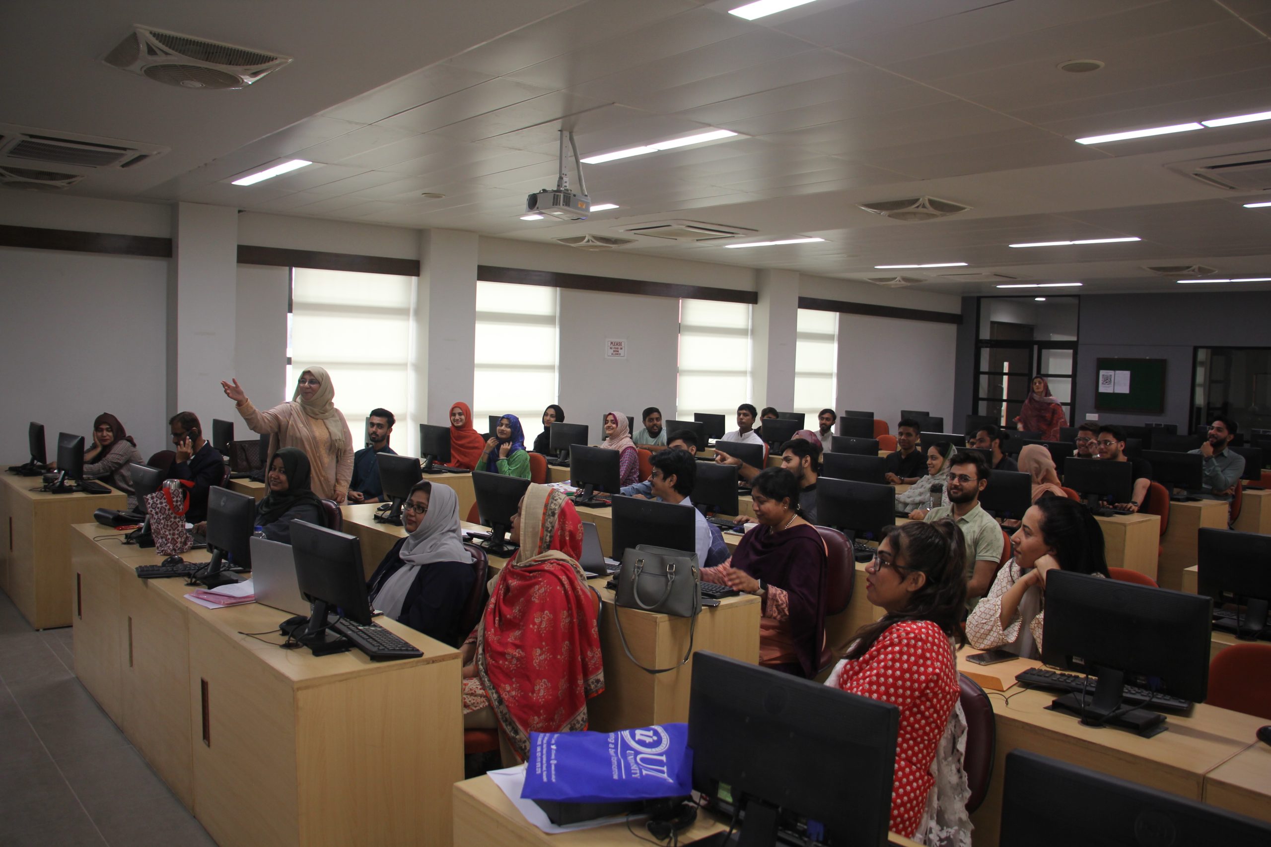 QEC Training on Data Analysis by Saima Munawar